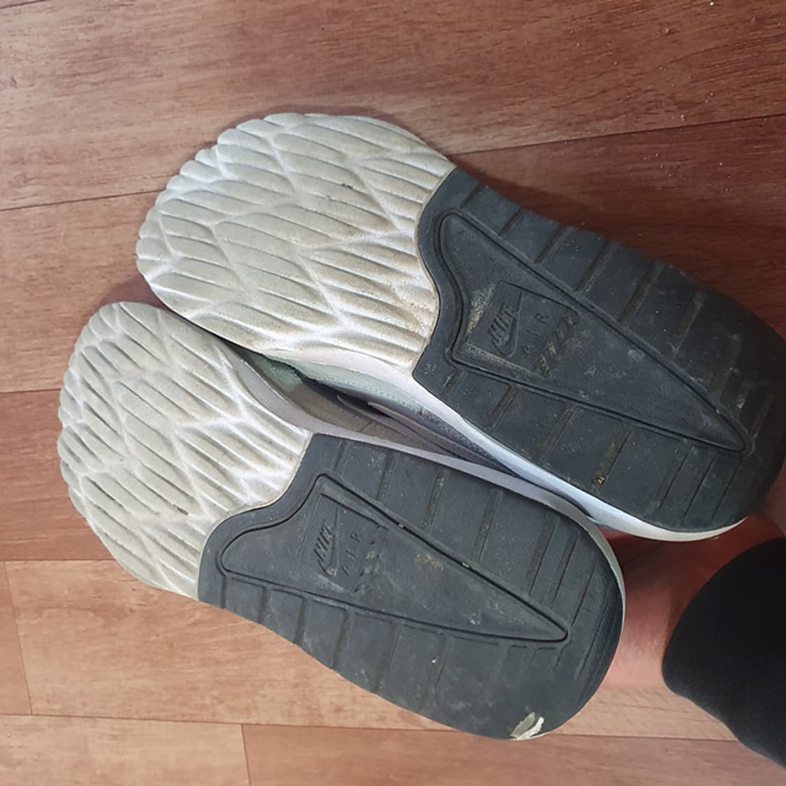 나이키 에어맥스 노스텔직 운동화 260 상품이미지4