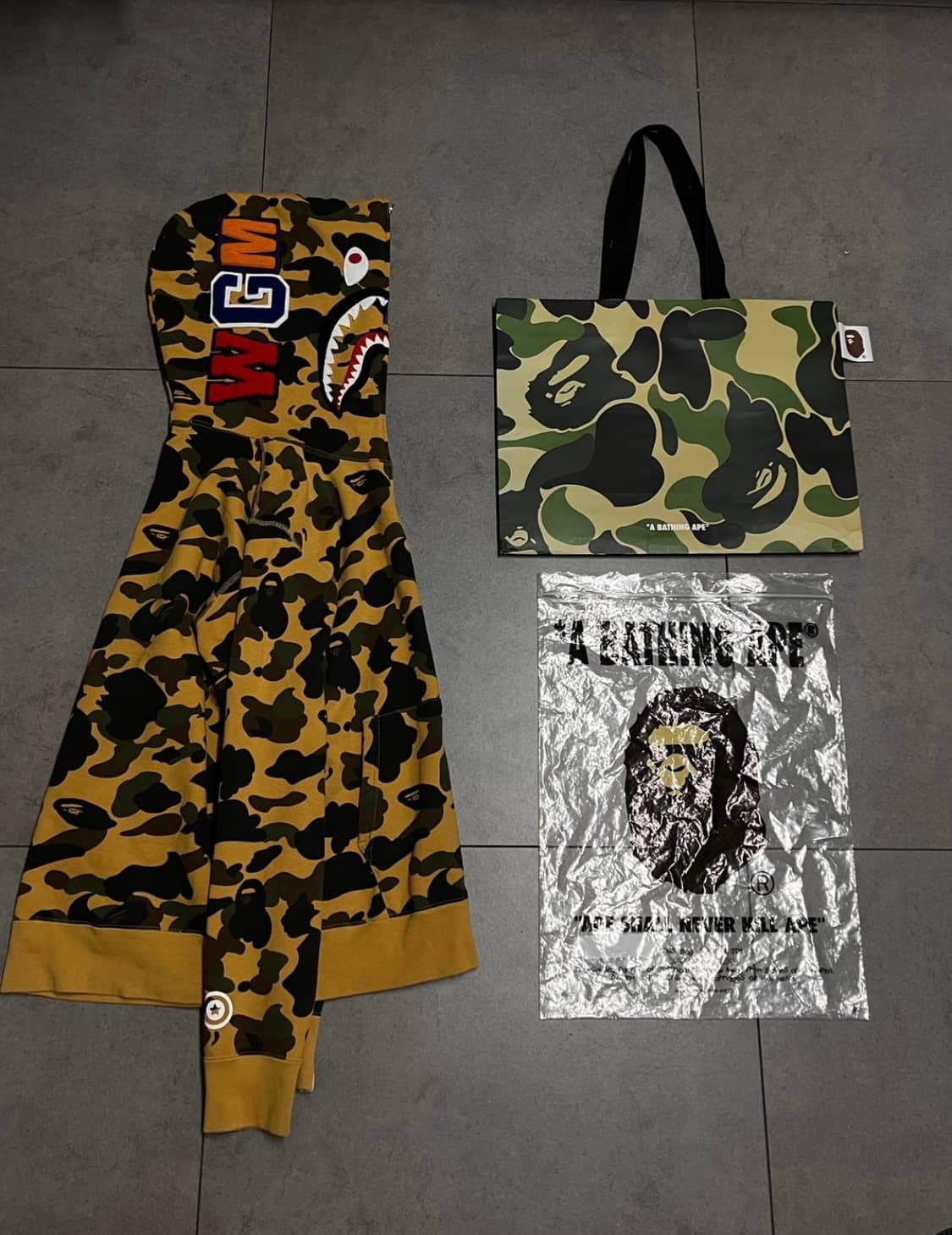 베이프 황계 후드집업 상품이미지1