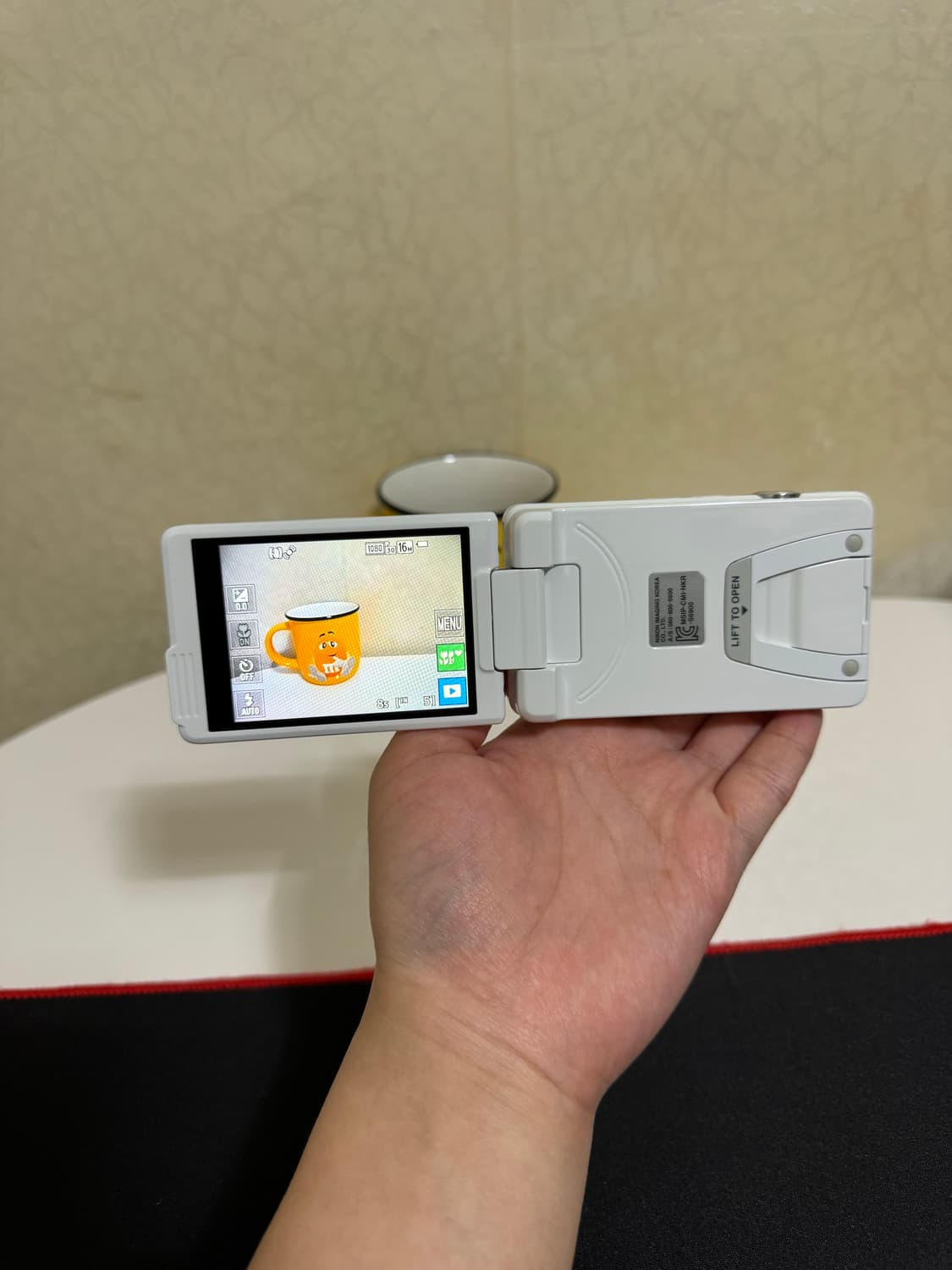 [새상품급] 니콘 S6900 화이트디카 상품이미지3