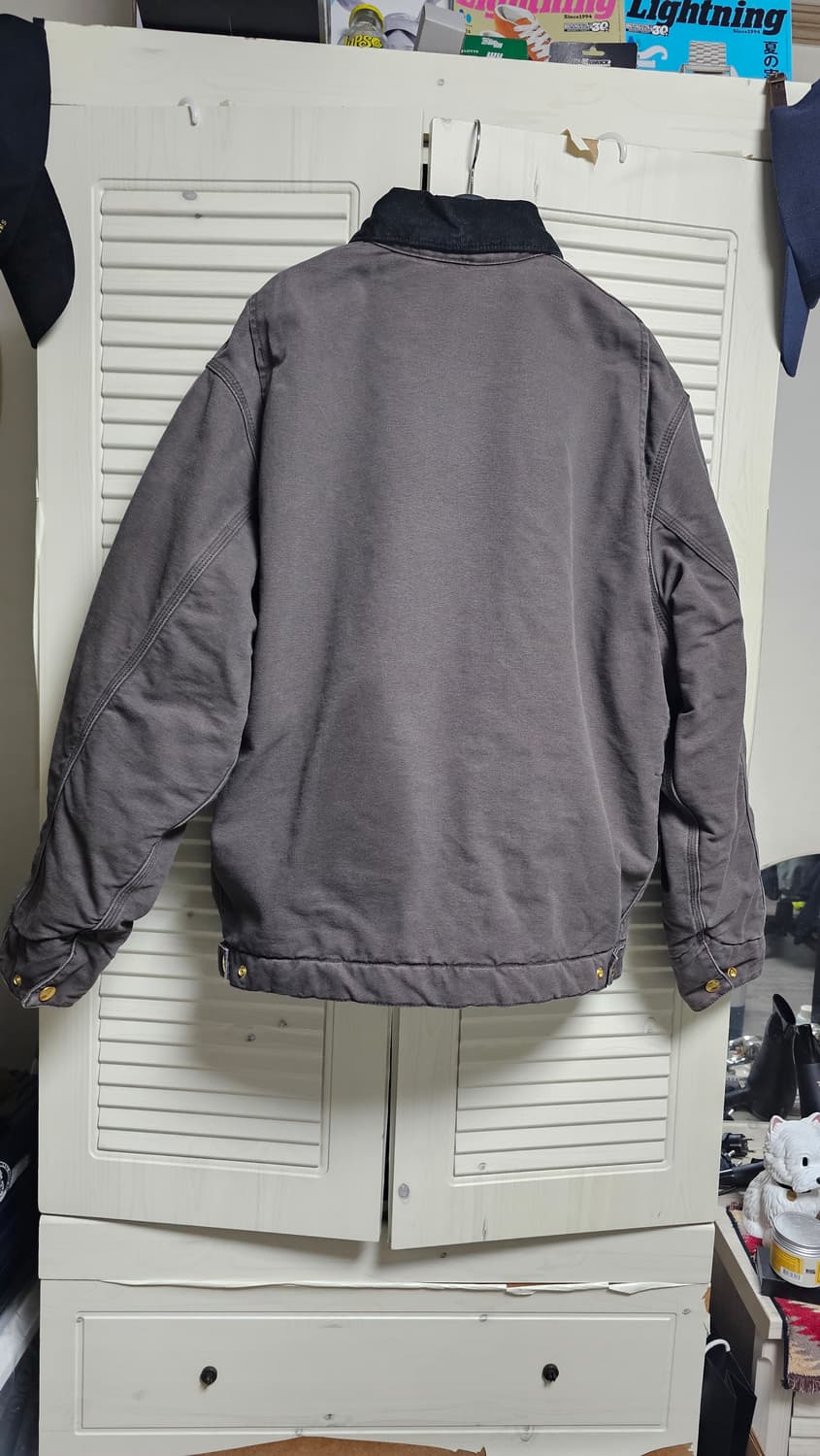 칼하트 wip 디트로이트 자켓 토바코 블랙 L 판매합니다 상품이미지5