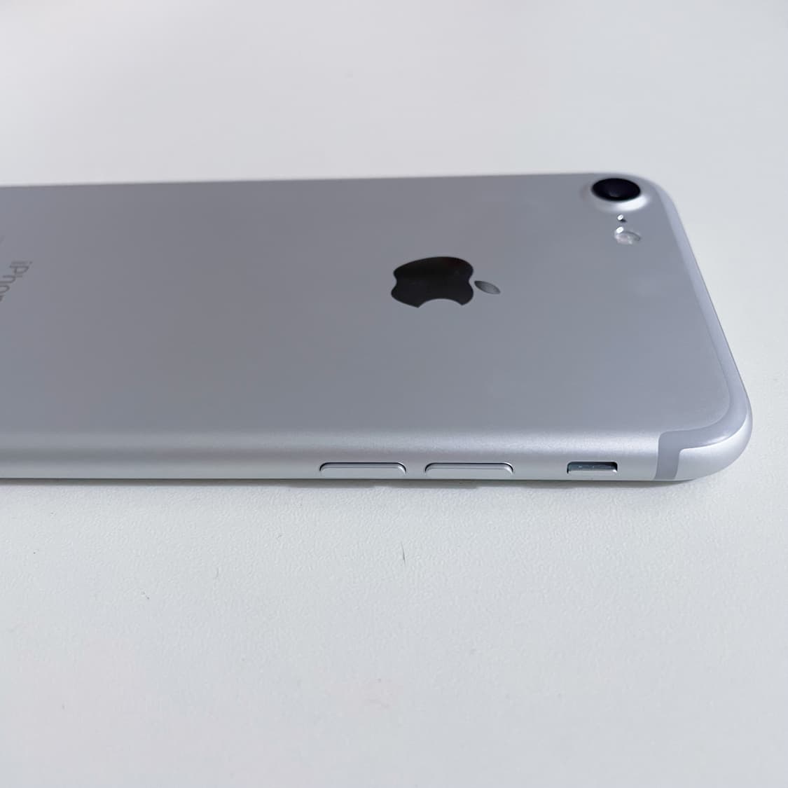 아이폰7 S급 128GB 카메라무음 배터리100% 상품이미지4