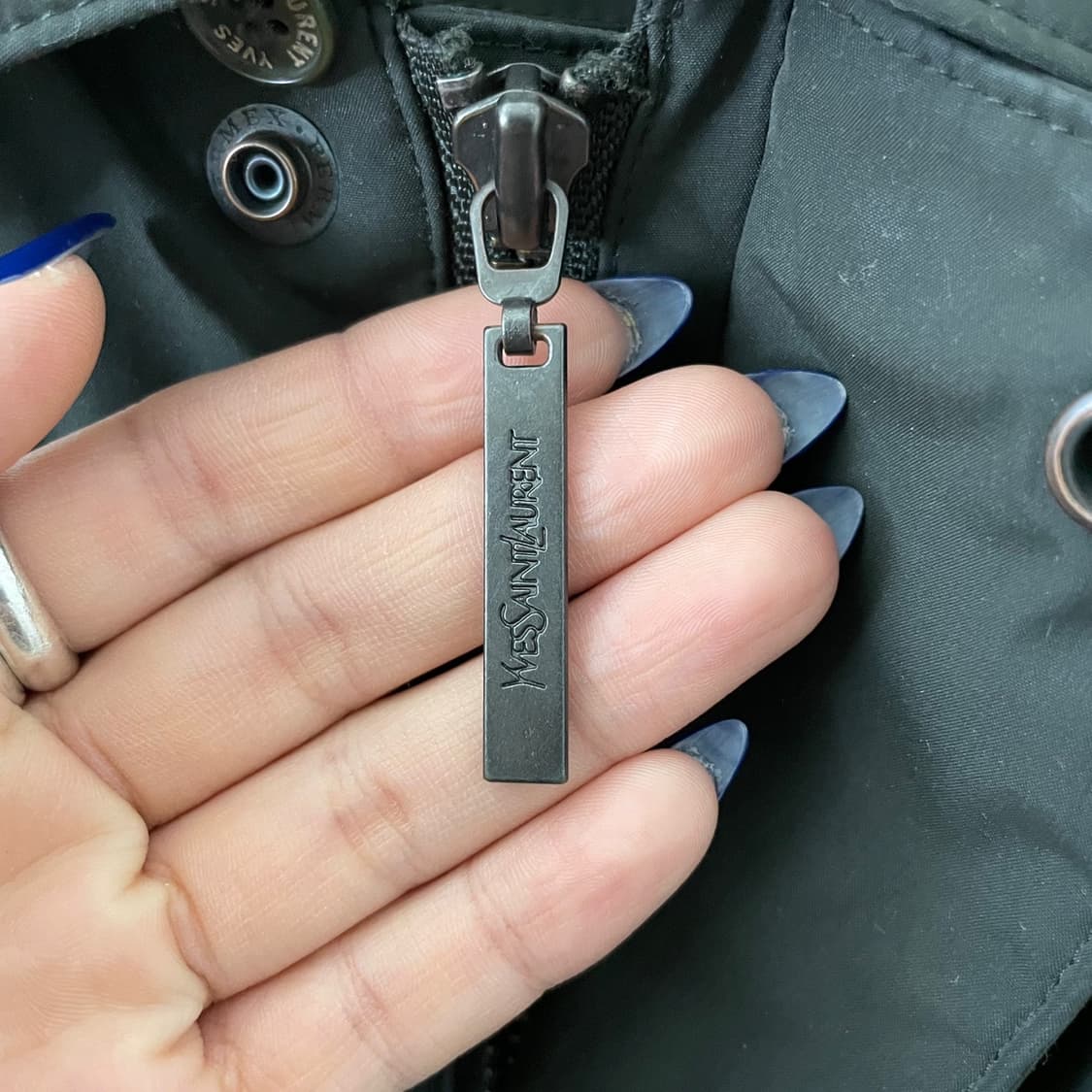 입생로랑 카키 폴리쉘 점퍼 m 상품이미지6