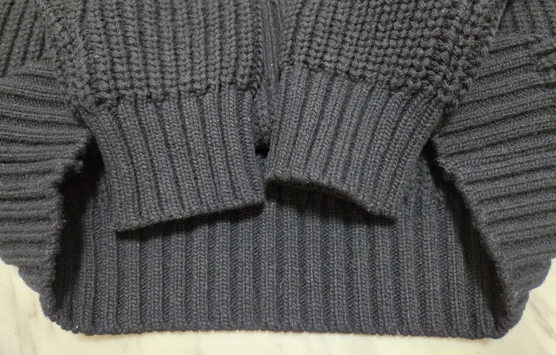 아이엠아이 크루넥 배색 니트 상품이미지5