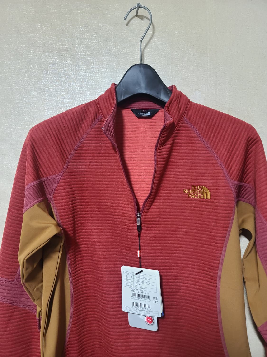 새옷 노스페이스 긴팔 반집업티 상품이미지3