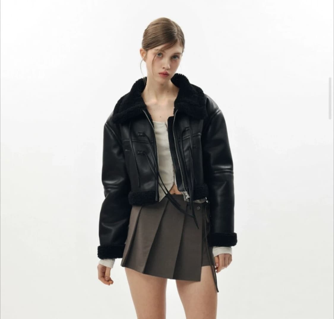 페인오어플레져 페오플 루시 무스탕 블랙 상품이미지3