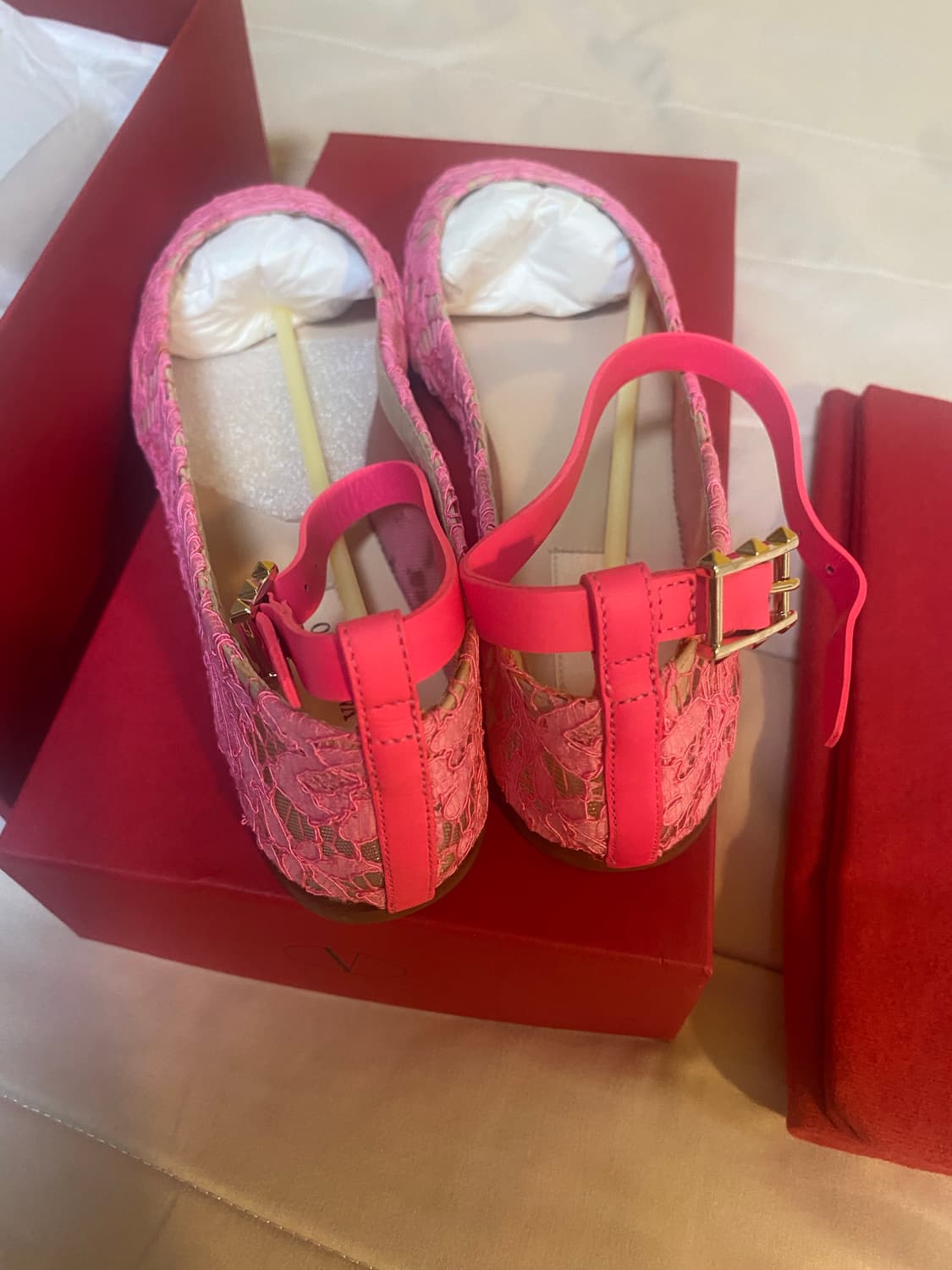 Valentino 발렌티노 정품 여성플랫단화 새상품 풀박스  37사이즈 상품이미지4