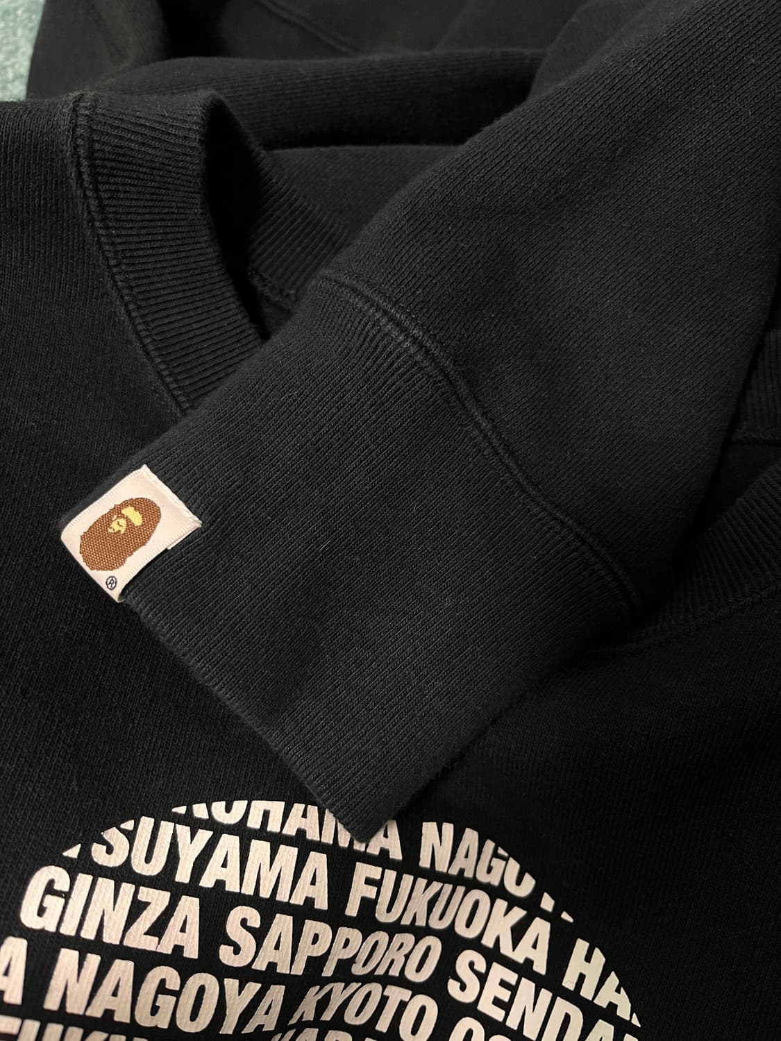 Bape Japan 베이프 맨투맨 상품이미지3