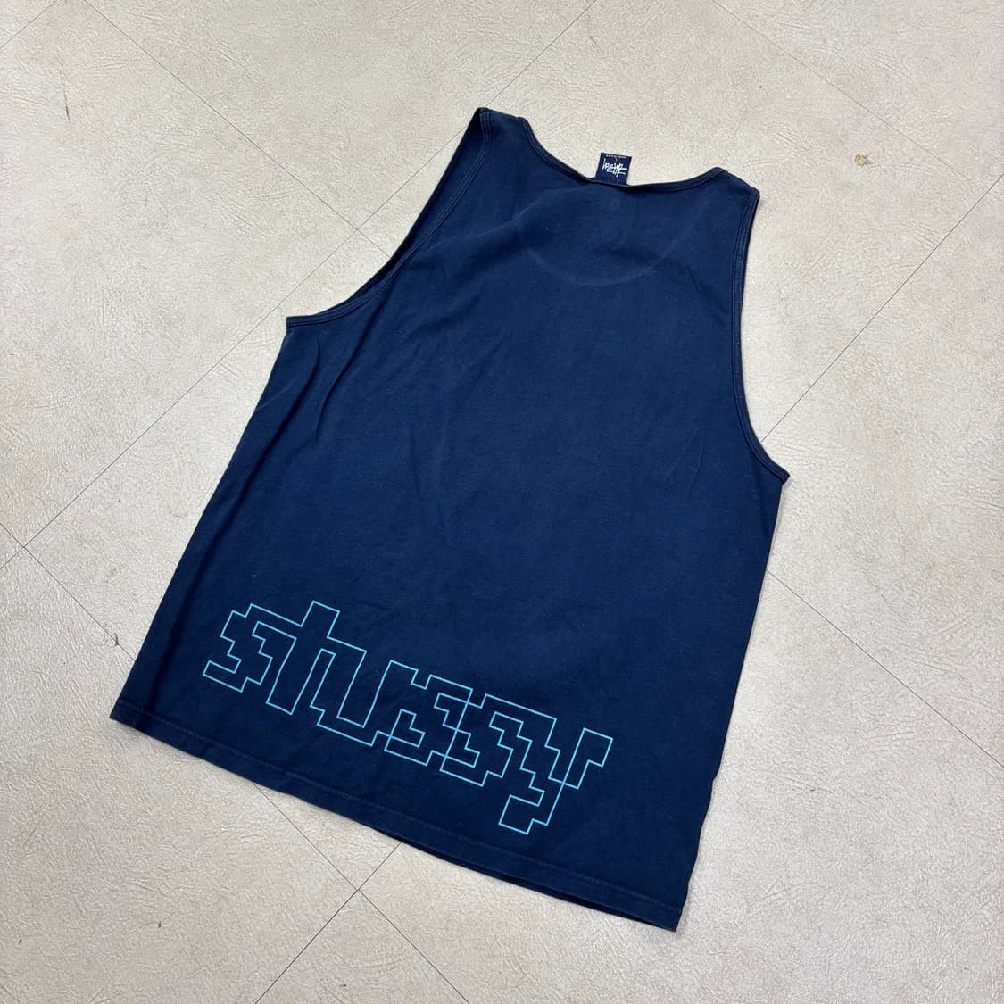 스투시 90s 스컬 픽셀 네이비 슬리브리스 상품이미지3