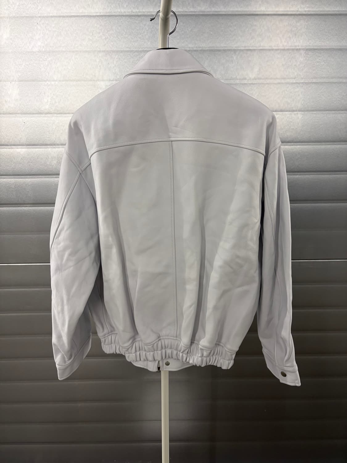 비바스튜디오 리얼레더 화이트 가죽 자켓 XL 상품이미지5