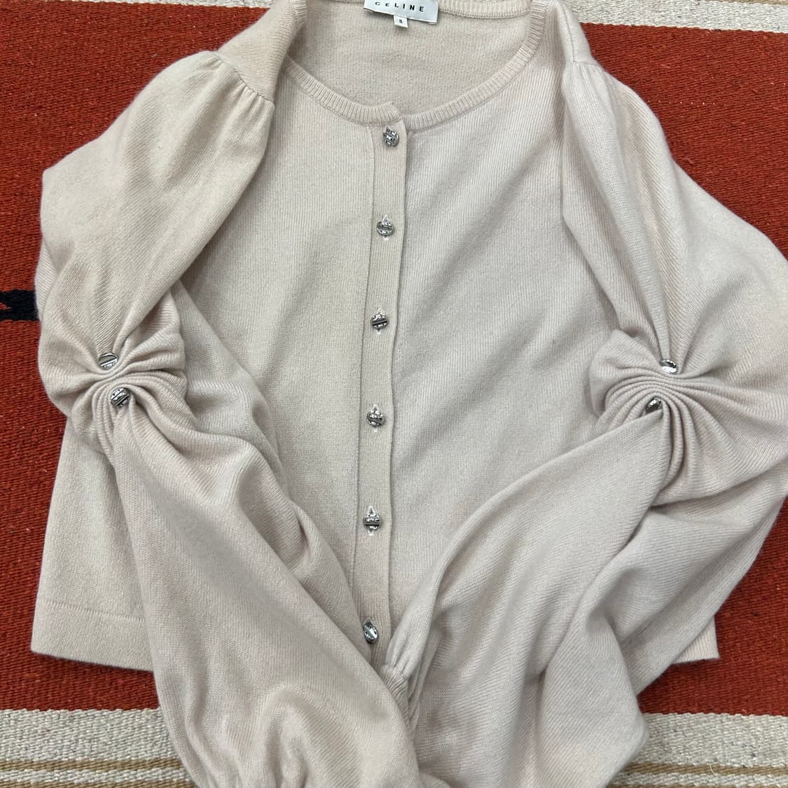 셀린느 캐시미어 가디건 상품이미지3