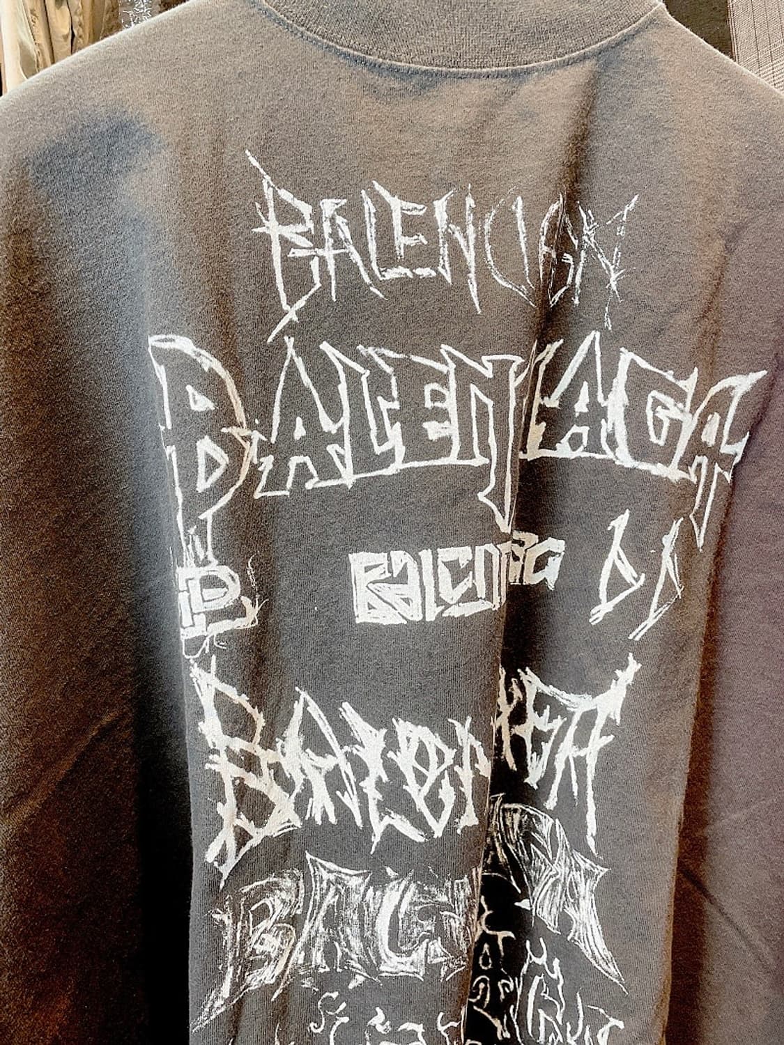 (정품/새상품) 발렌시아가 공용 메탈 미디엄 핏 롱슬리브 상품이미지2