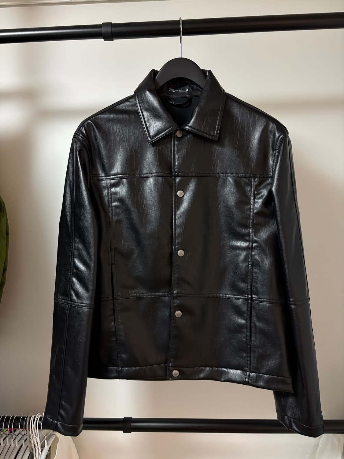 자라 페이크 레더 자켓 상품이미지1