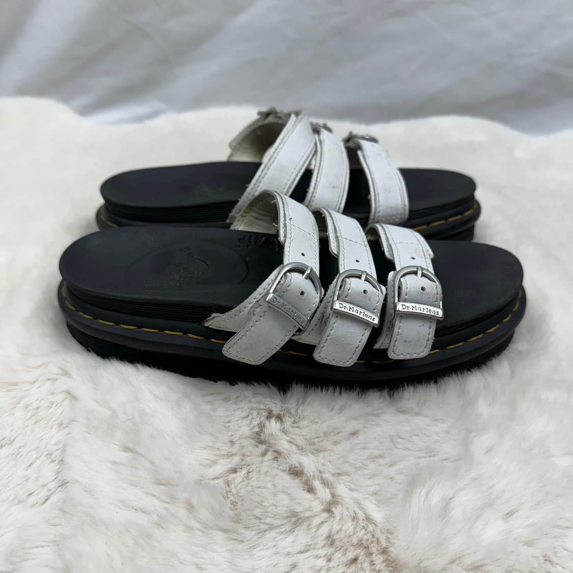 240) 닥터마틴 블레어 화이트 하이드로 슬리퍼 상품이미지4