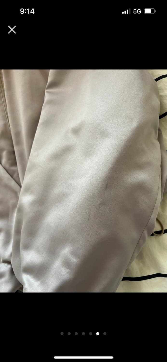 아모멘토 실키 패디드 크롭 점퍼 그레이 상품이미지3