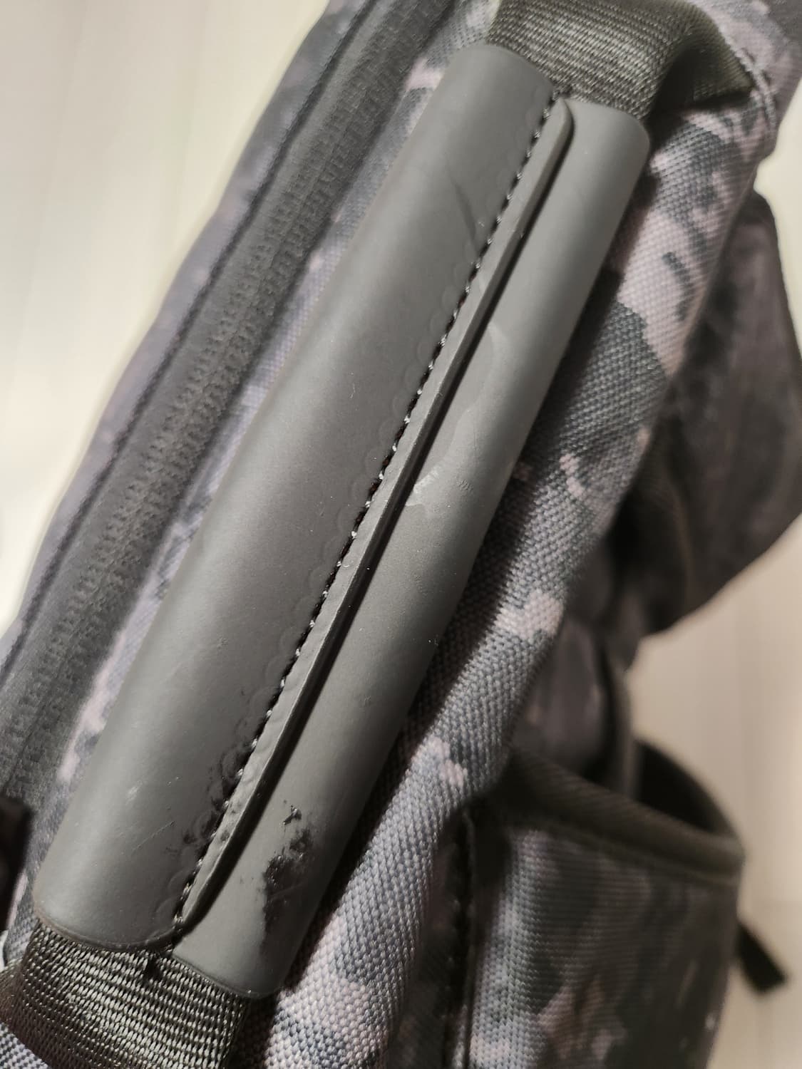 샘소나이트 레드 3웨이 백팩

백팩이나 서류가방이나 크로스백(줄없음ㅜㅜ) 상품이미지7