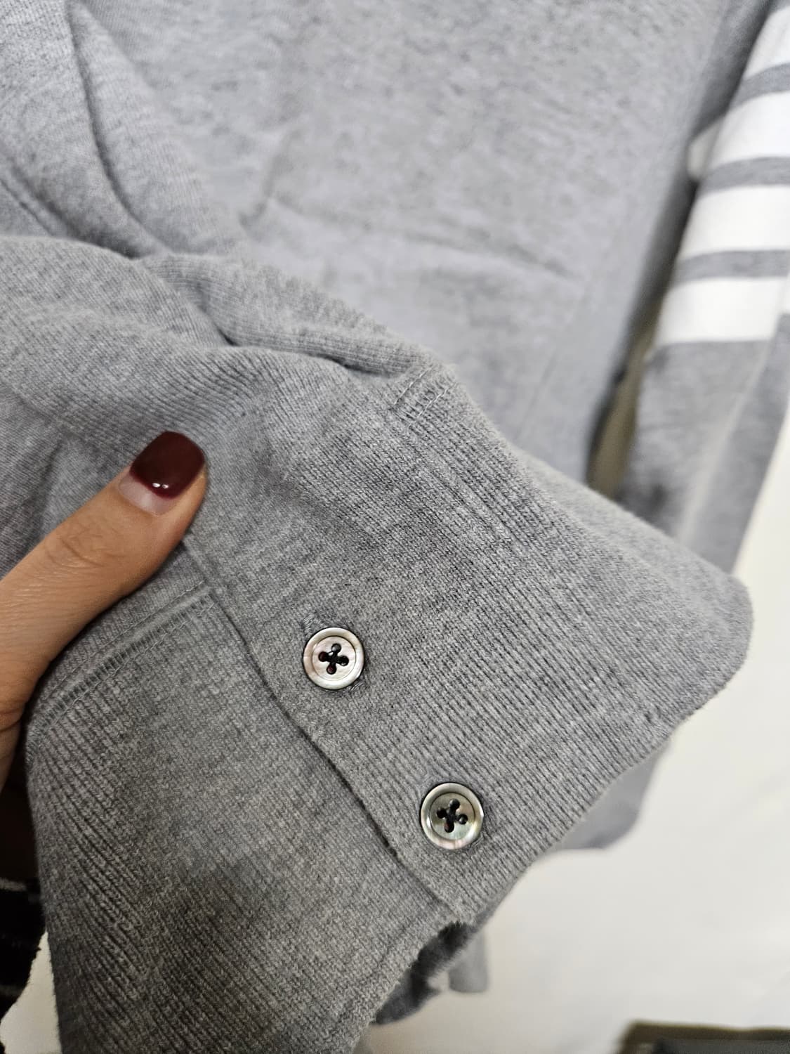 톰브라운 부티크 탑랭커 남성 4바 엔지니어드 저지 맨투 상품이미지5