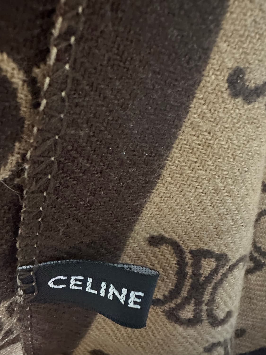 셀린느 트리오페 캐시미어브라운 숄&머플러 남여공용 상품이미지8