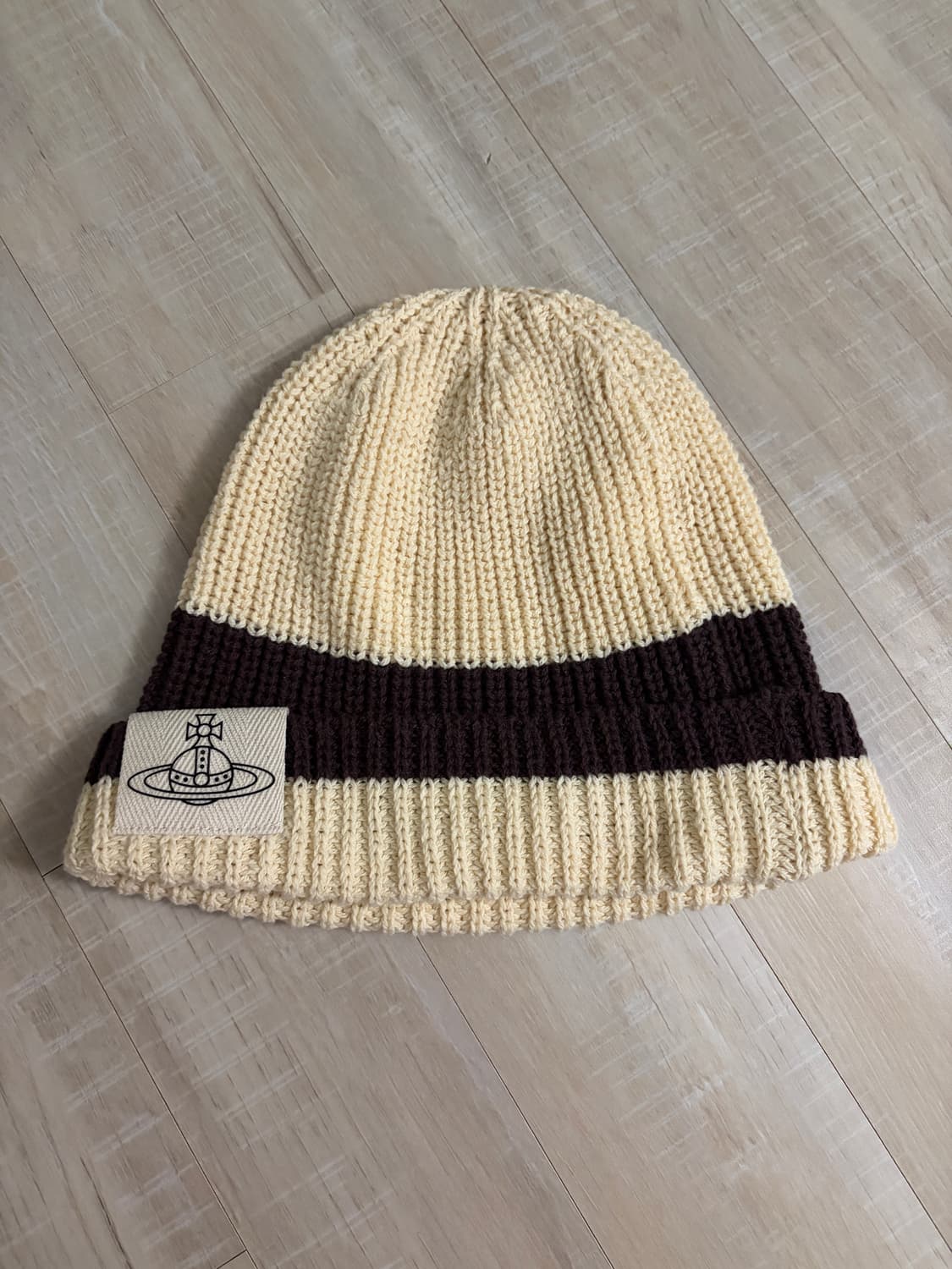 비비안웨스트우드 비니모자 상품이미지1