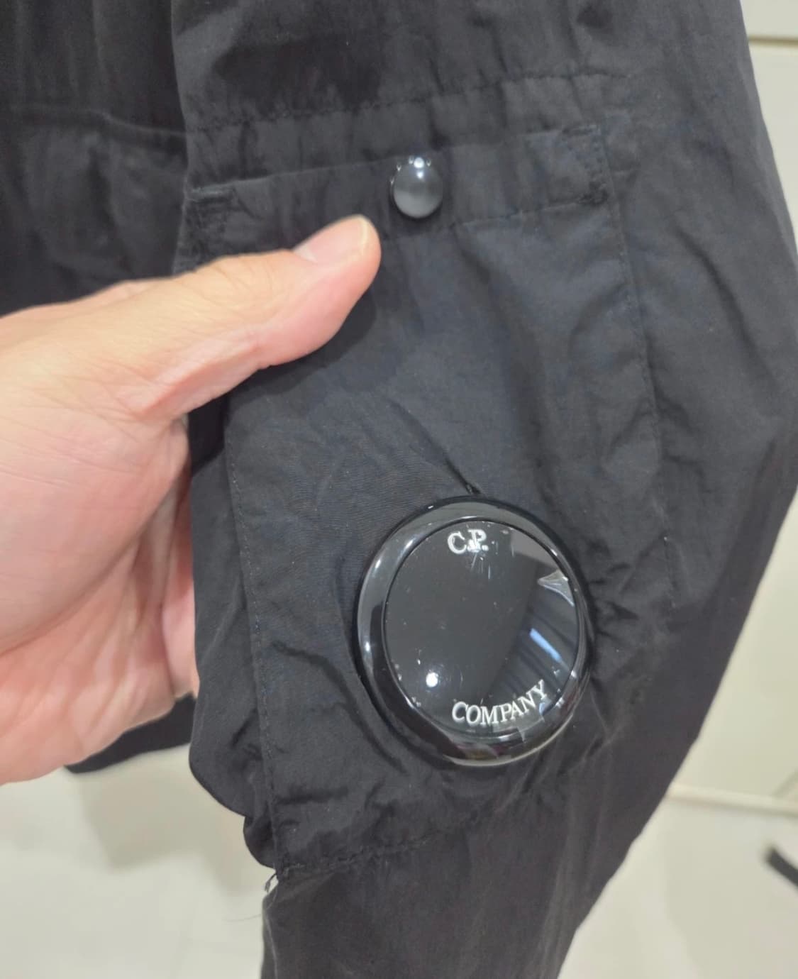 cp컴퍼니 나일론 렌즈 셔츠자켓 상품이미지2