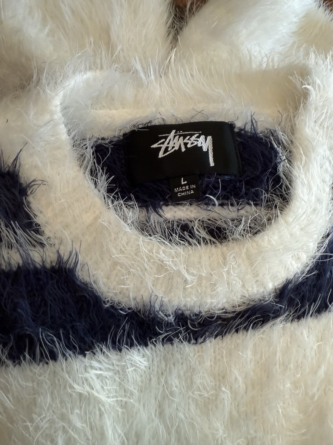 스투시 헤어리 스트라이프 크루 스웨터 아이보리/네이비 상품이미지2