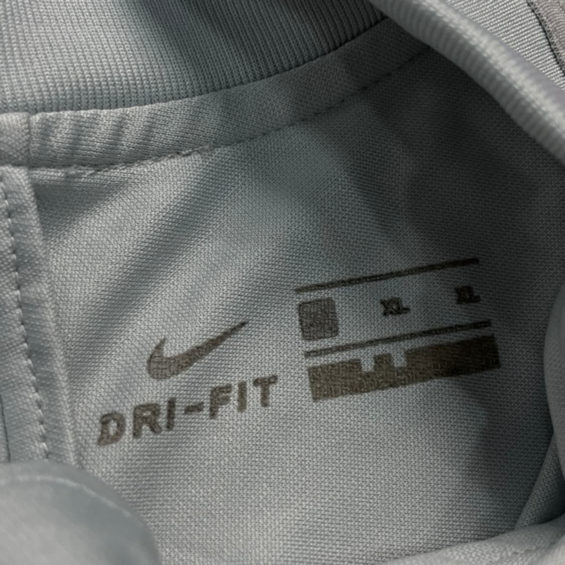 105 나이키 18-19 파리생제르망 드릴탑  상품이미지3