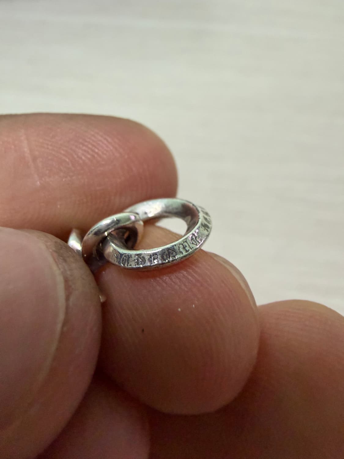 크롬하츠 타이니 크로스 참 팬던트 상품이미지4