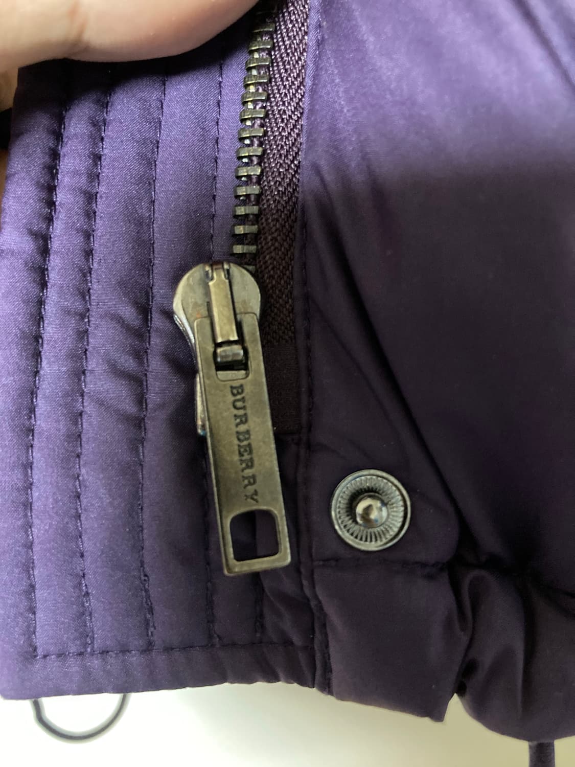 버버리 런던 폭스퍼 구스다운 패딩자켓 상품이미지8