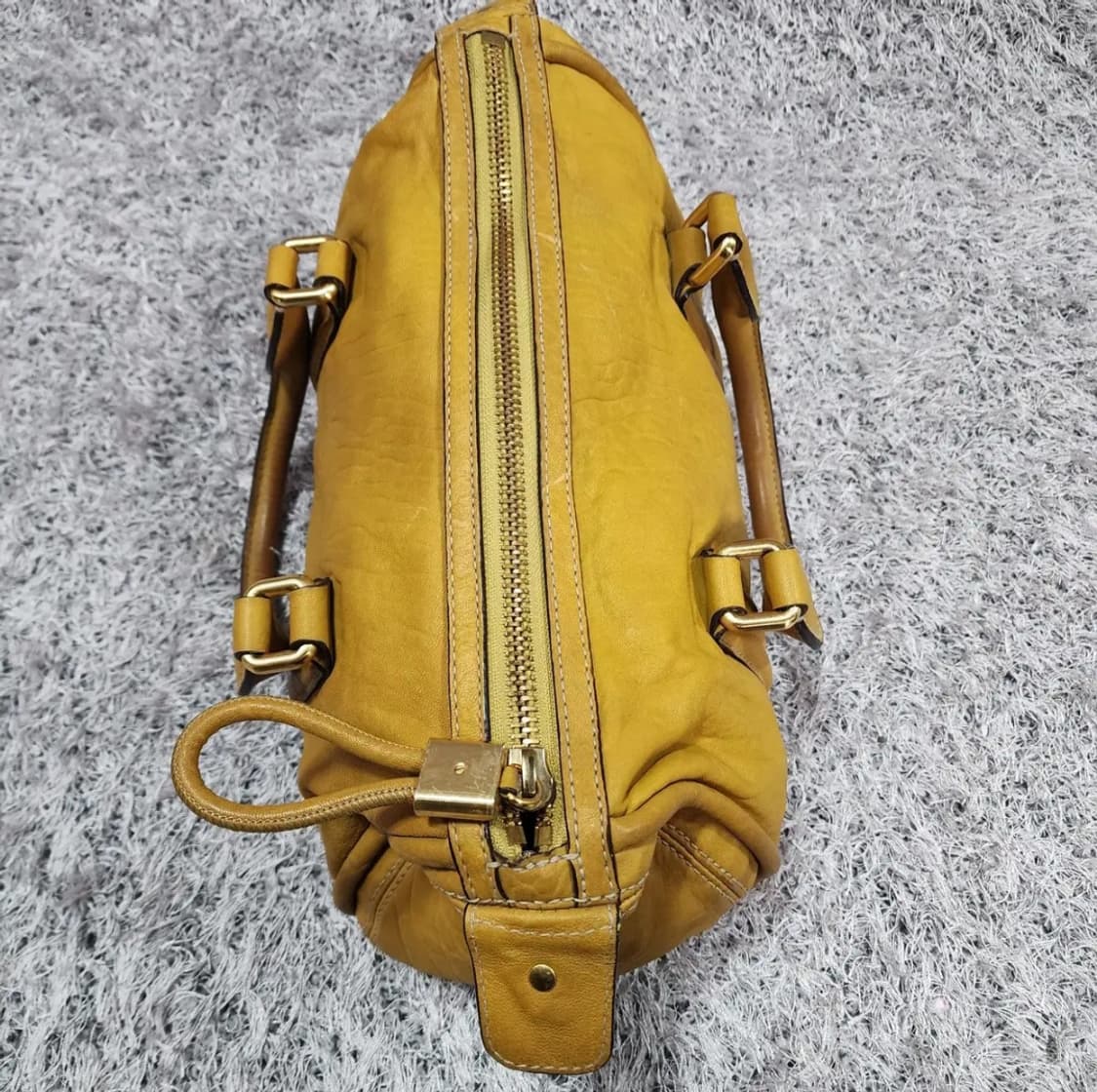 버버리 레더 토트백 상품이미지3