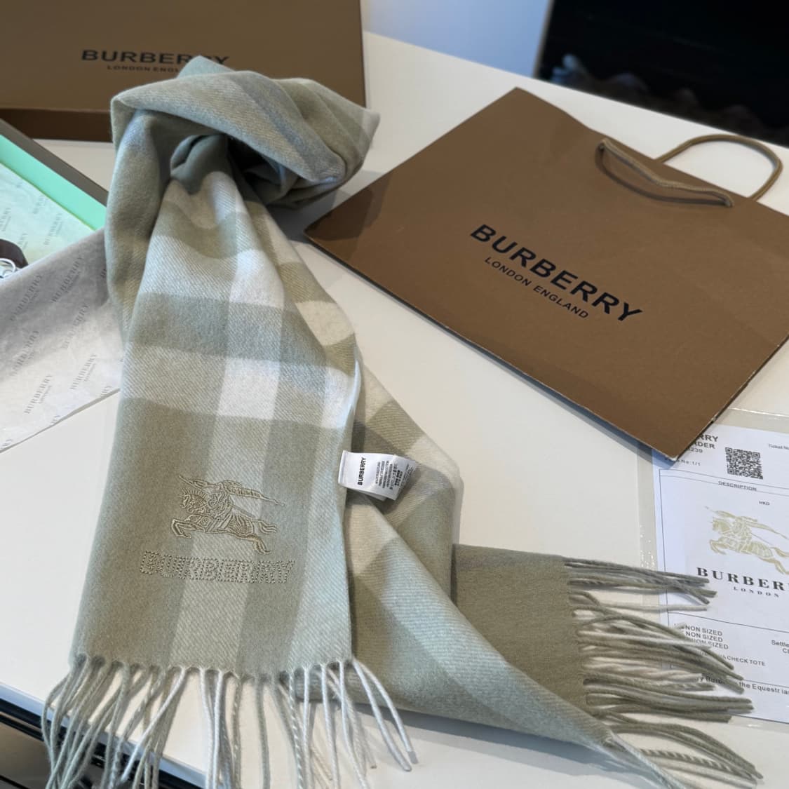 버버리 리버서블 스카프 100% 램스울
 상품이미지6