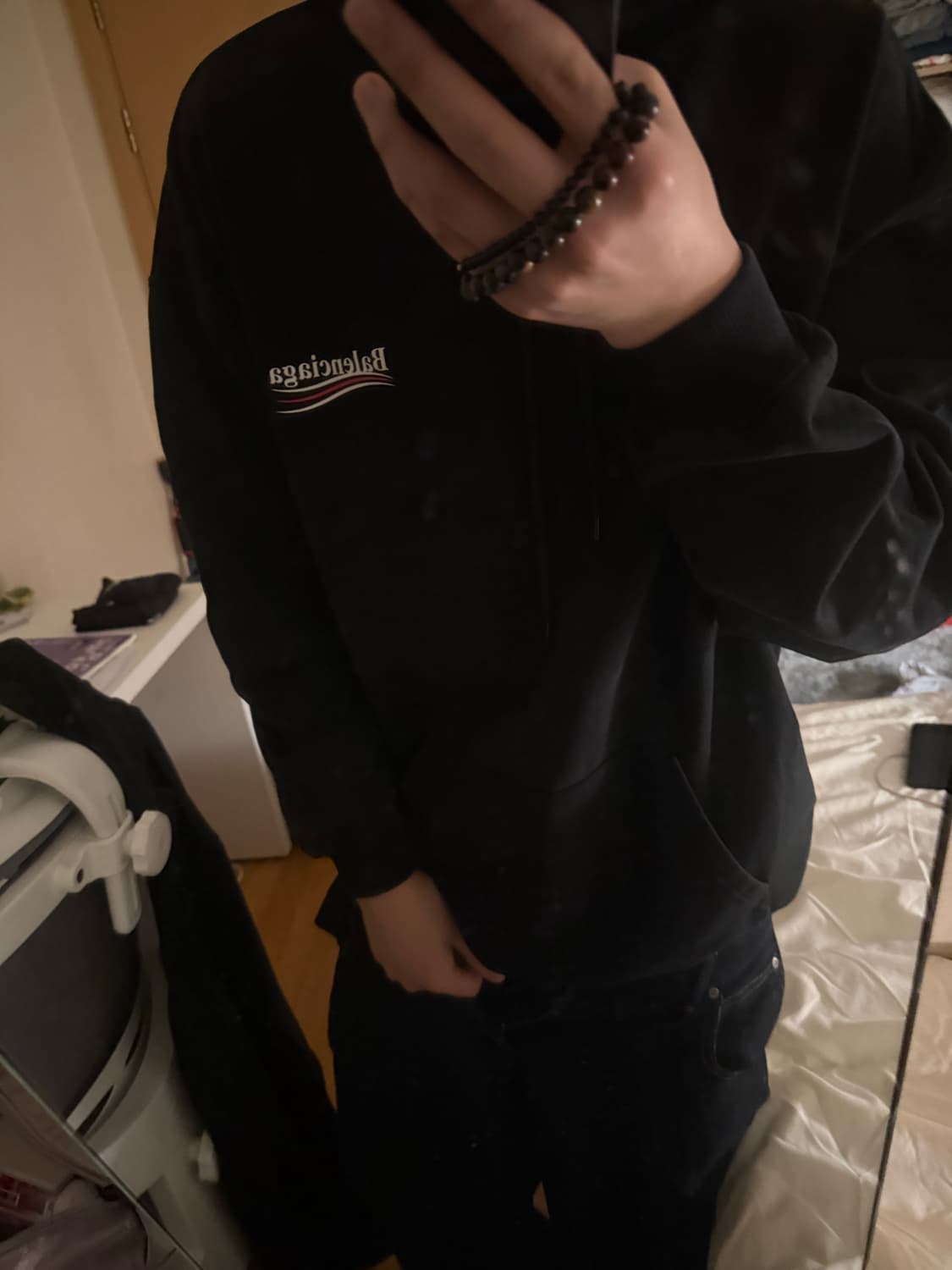 발렌시아가 웨이브로고 후드티 상품이미지1