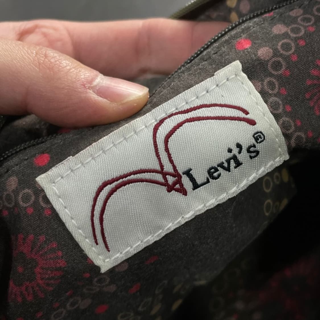 리바이스 코듀로이 크로스백 상품이미지4