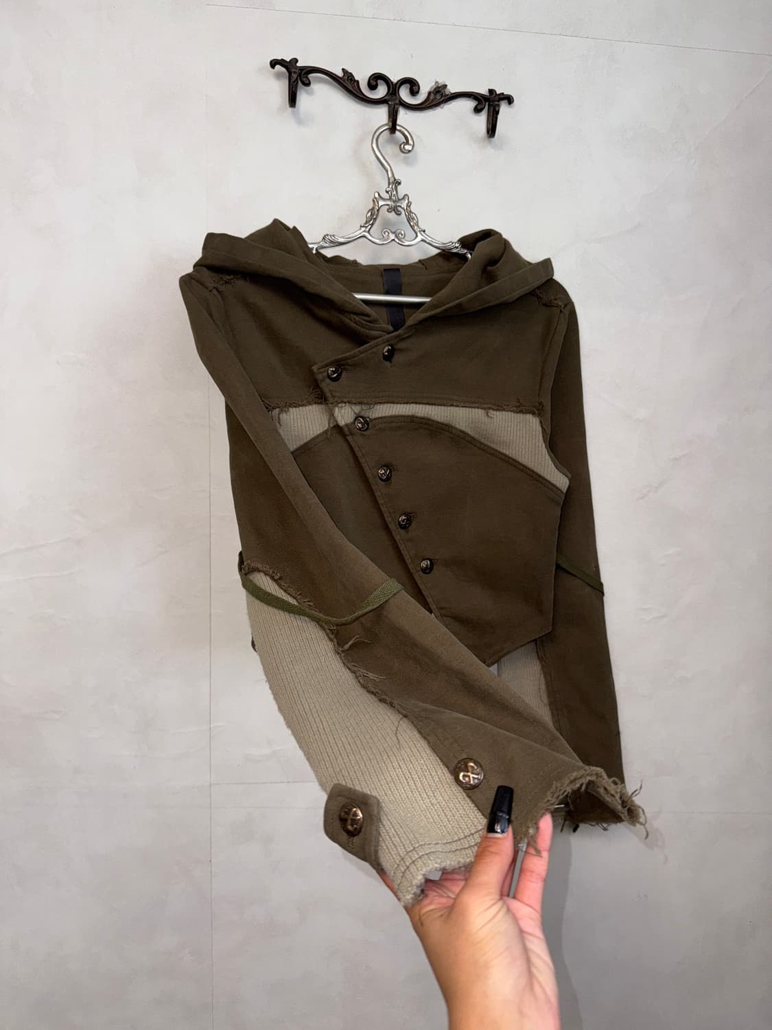 YEEL ASYMMETRY CHIC JACKET KHAKI 상품이미지3