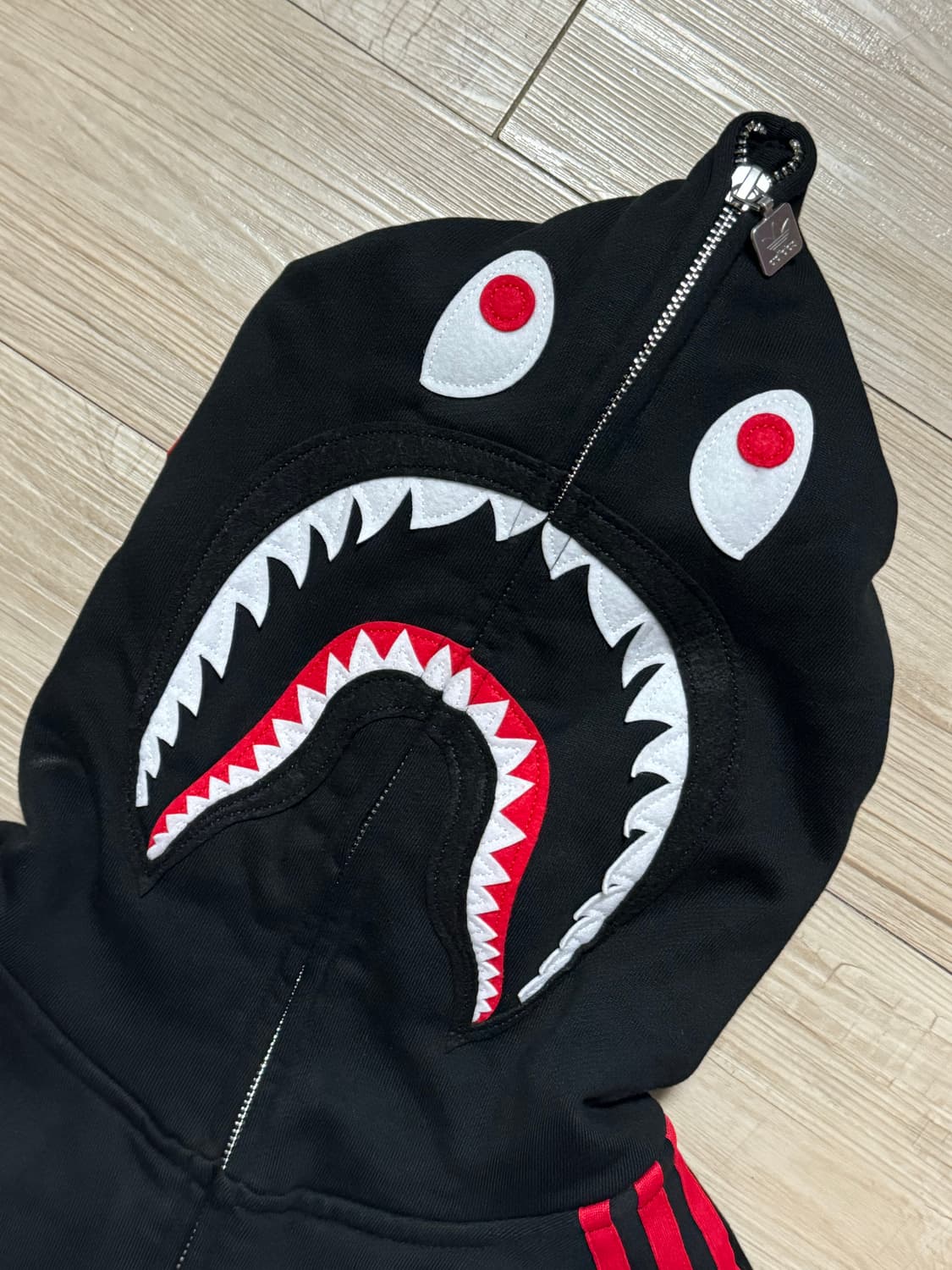 베이프 아디다스 콜라보 샤크 후드집업 S 상품이미지3