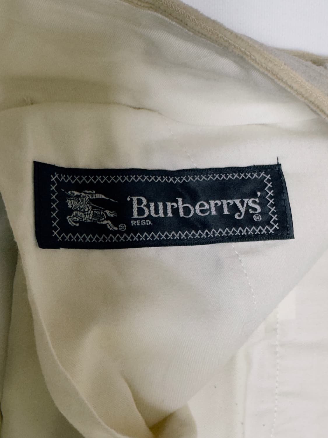 버버리(Burberry) 클래식 코듀로이 와이드 팬츠 상품이미지3