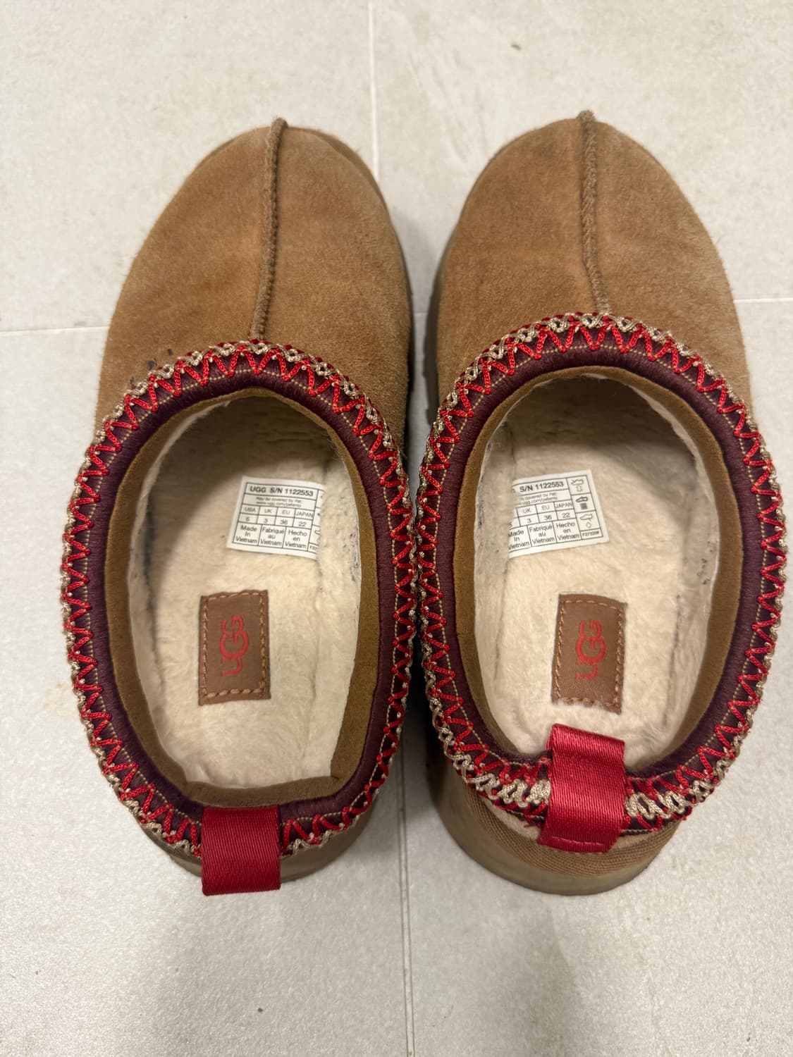 어그 타즈 220 상품이미지6