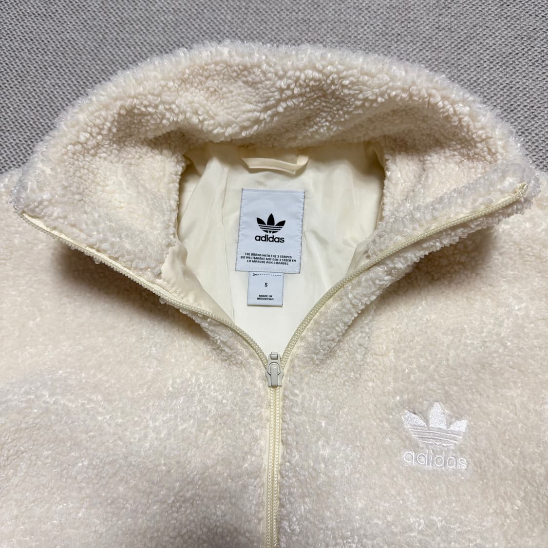 아디다스 빅로고 플리스 크롭자켓 상품이미지4