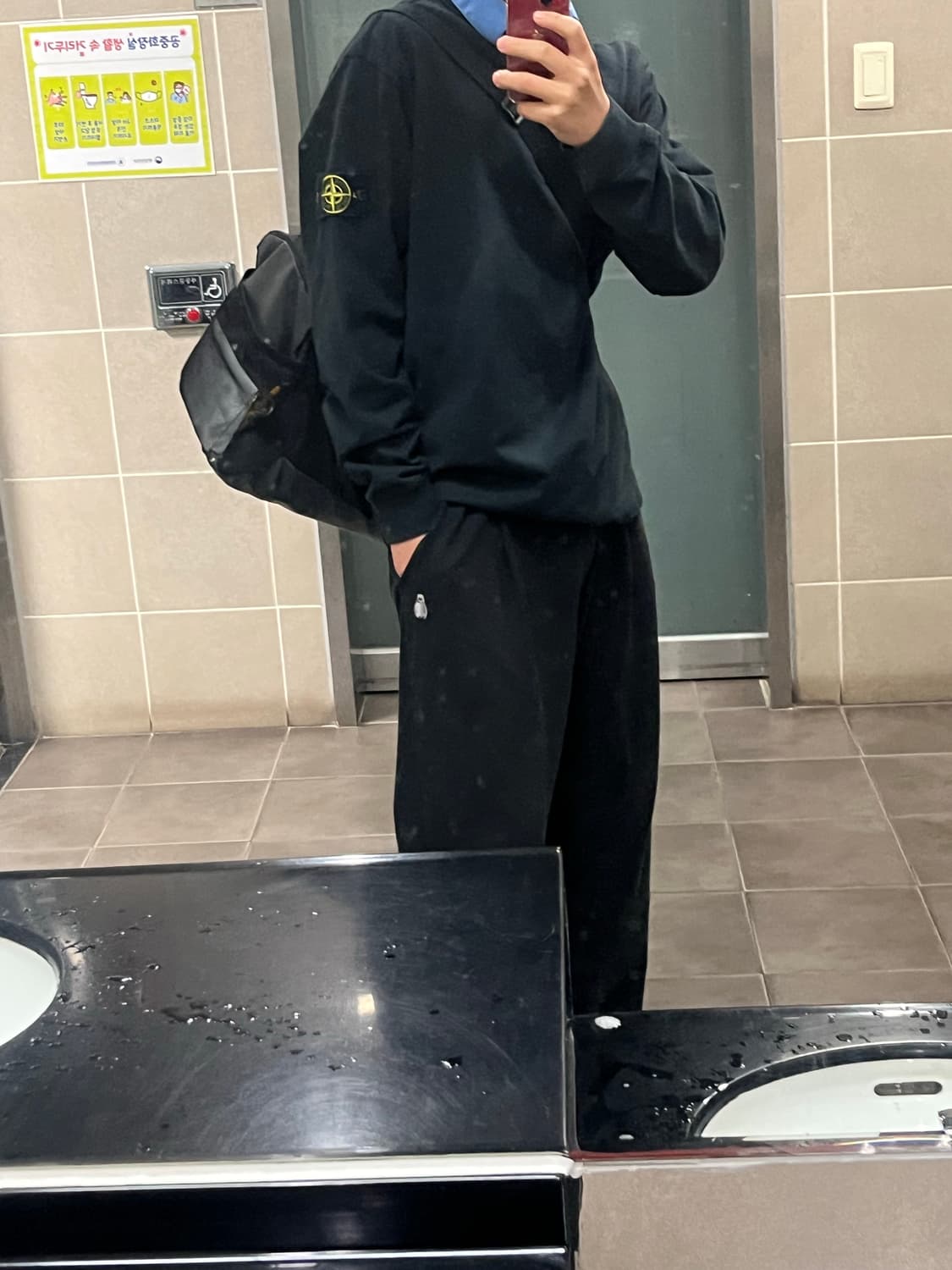 스톤아일랜드 맨투맨 검정 무하자 신품급 상품이미지9