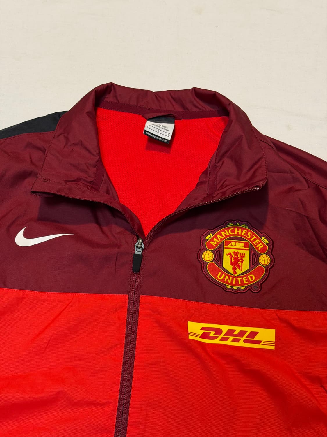 나이키 12-13 맨유 DHL 바람막이 레드 상품이미지2