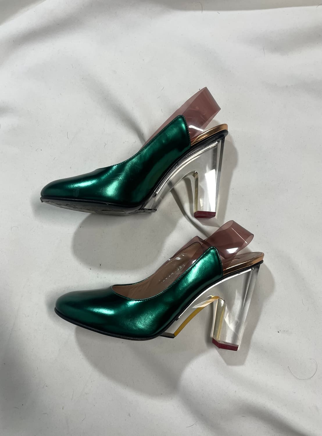 드리스반노튼 클리어힐 펌프스 상품이미지2