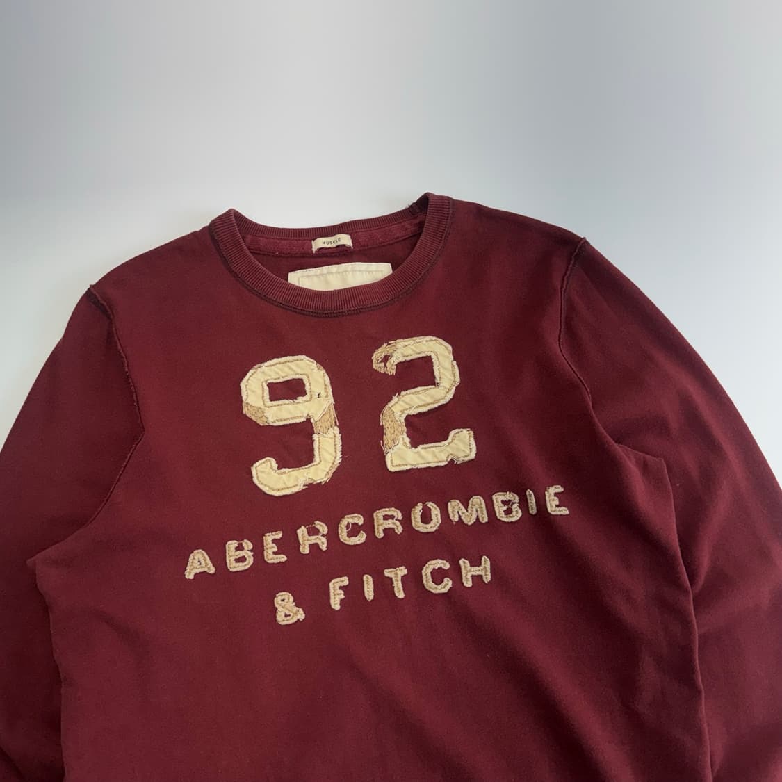 Abercrombie 아베크롬비 스펠아웃 버건디 롱슬리브  상품이미지4