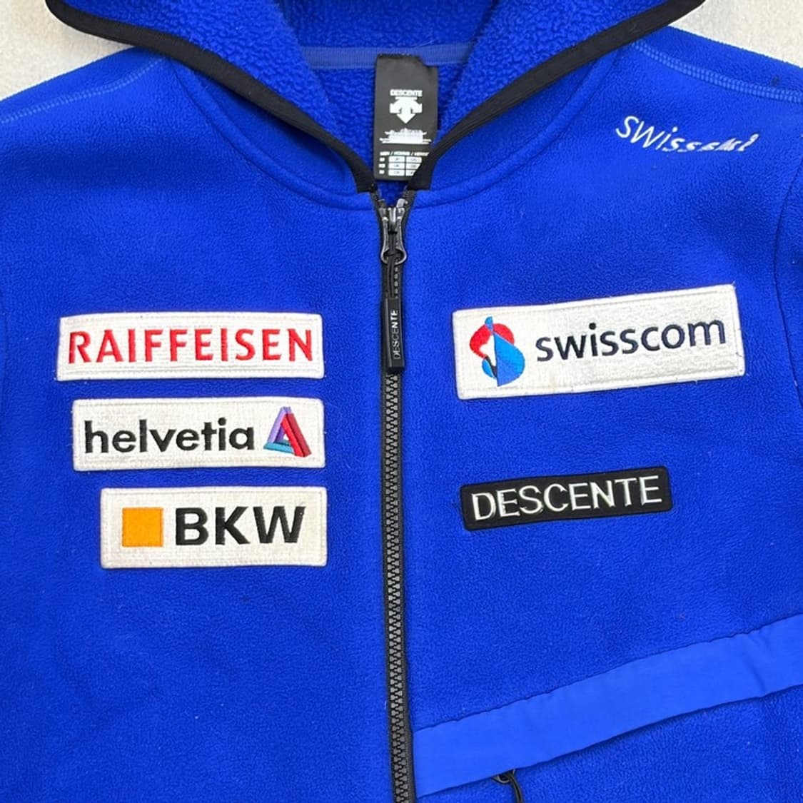 DESCENTE 스위스 스키팀 본딩 플리스 후드 자켓 M 상품이미지3