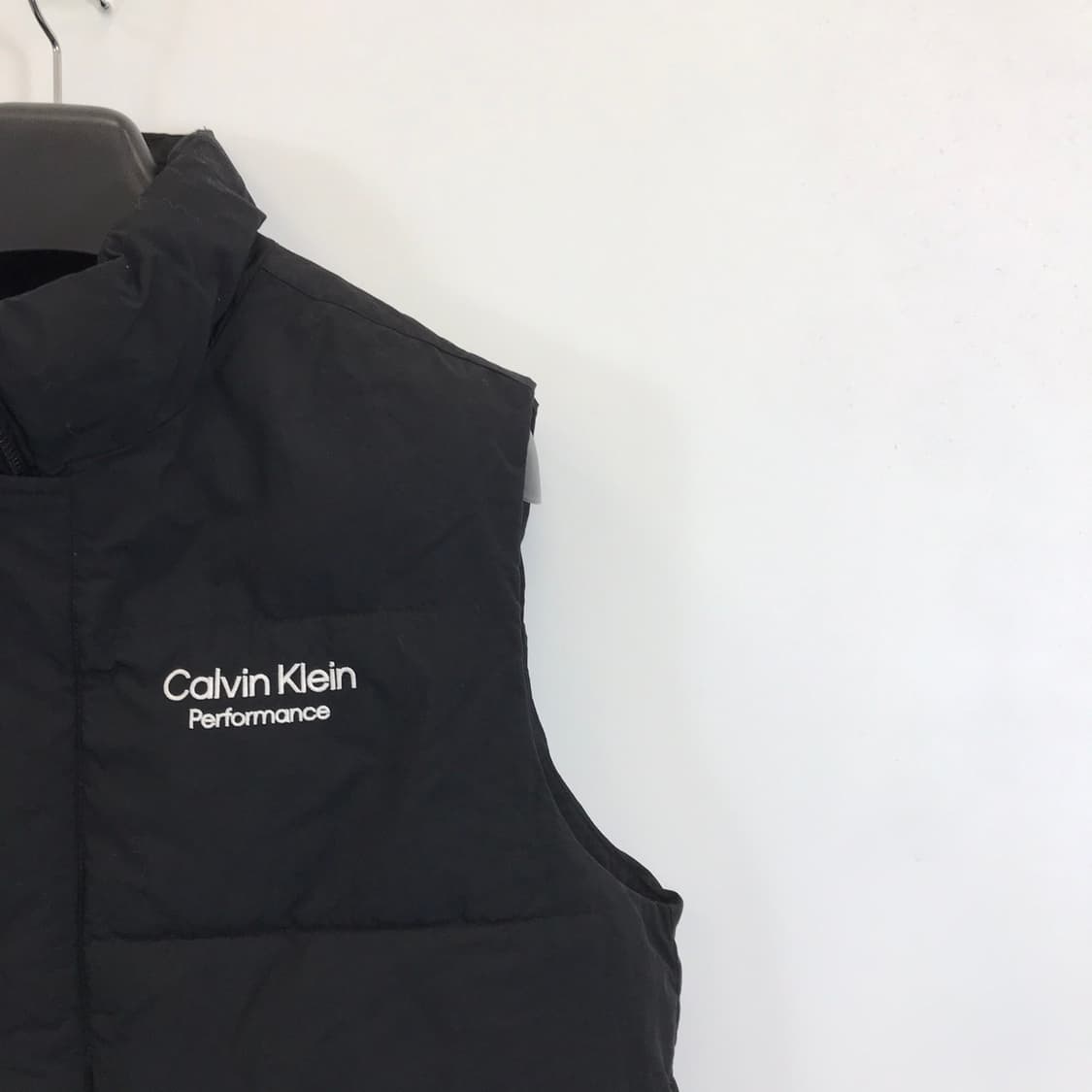 캘빈클라인 양털플리스 안감 패딩조끼 [M] 상품이미지2