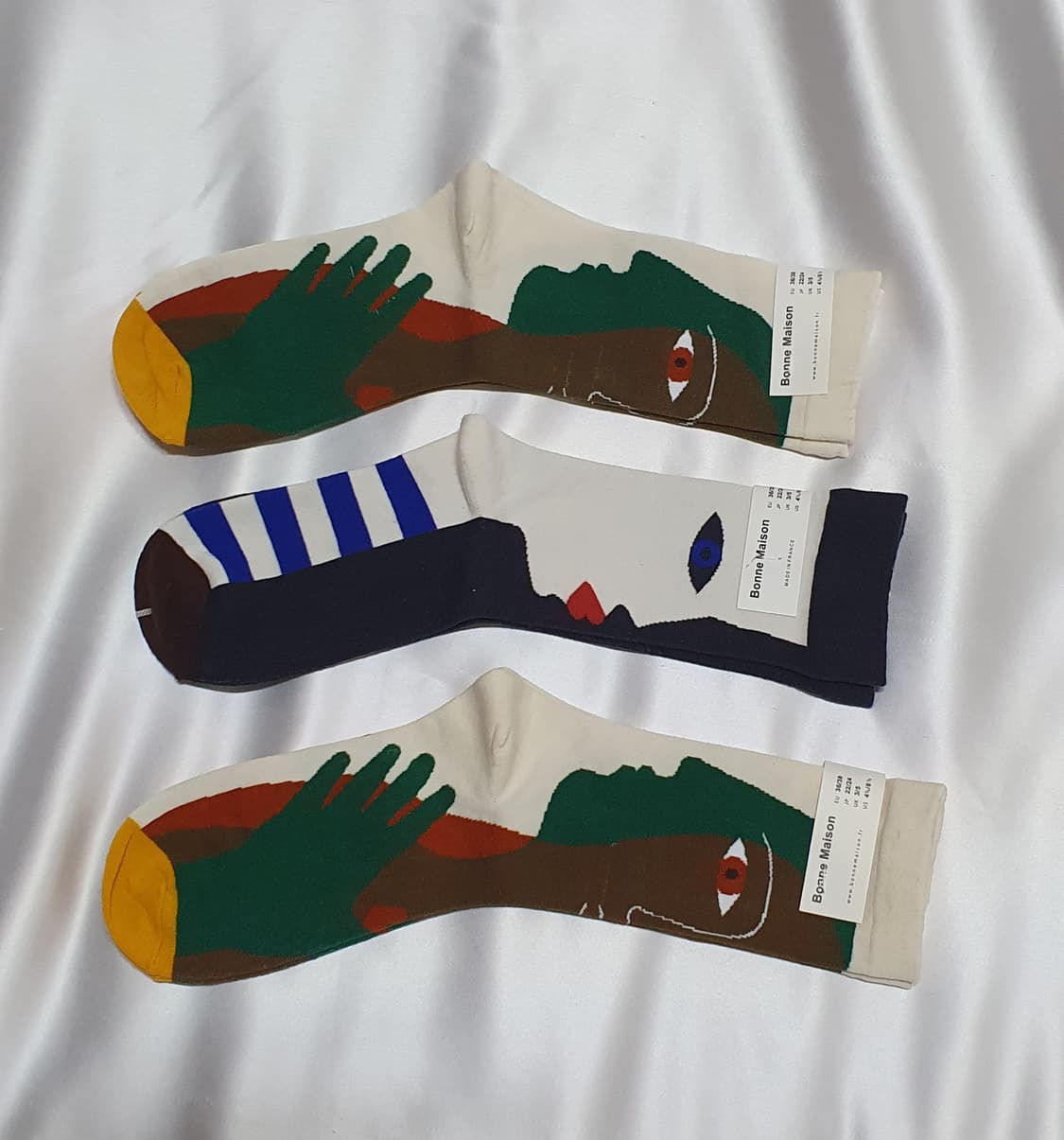 크림베이지 크림 추상화 Bonne Maison 본메종 양말 상품이미지5