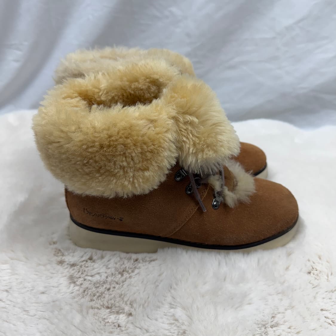 240) 베어파우 젬마 우먼스 양털 윈터 부츠 상품이미지3