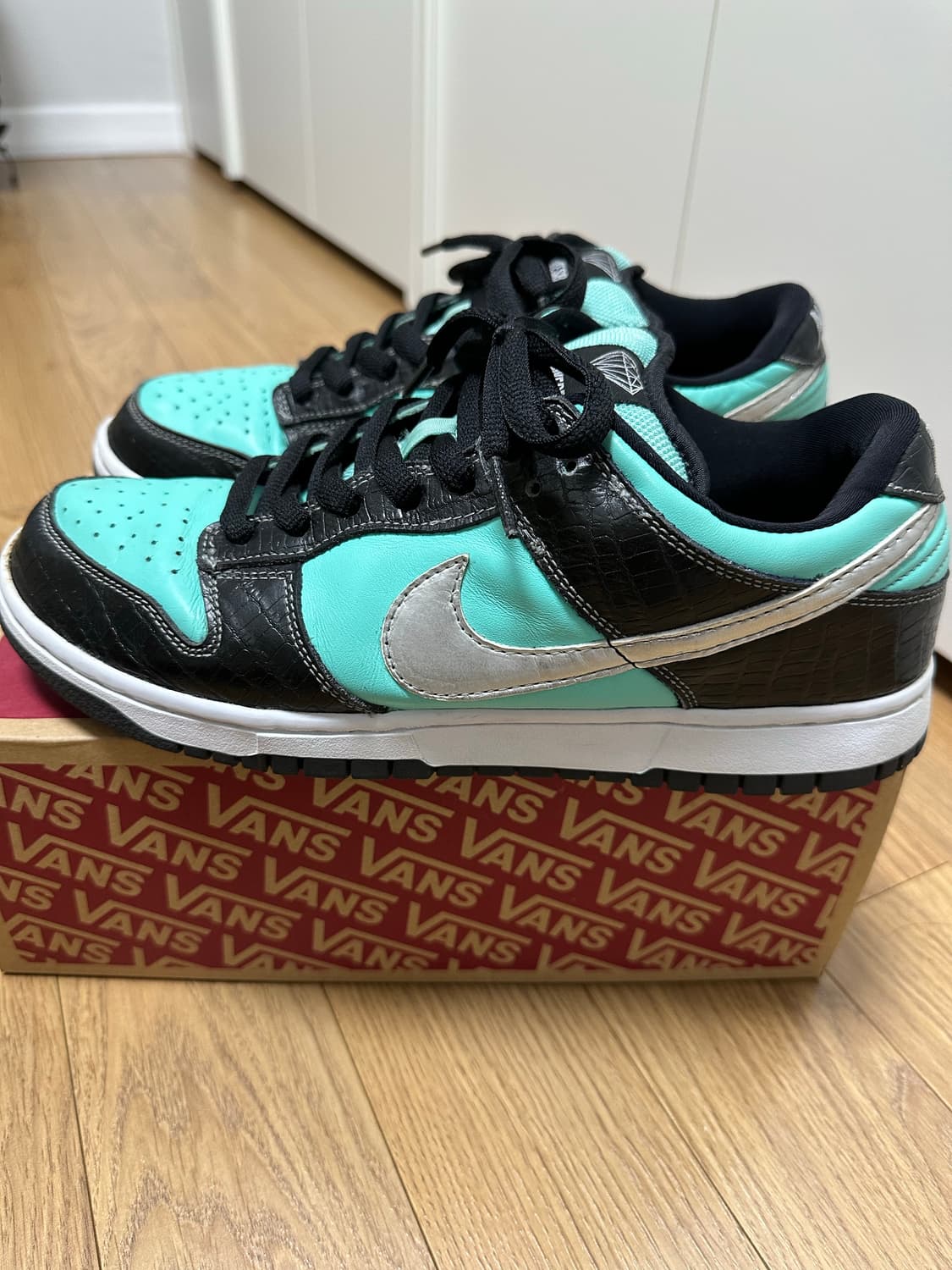 나이키 SB 덩크 로우 티파니 2002 280 상품이미지3