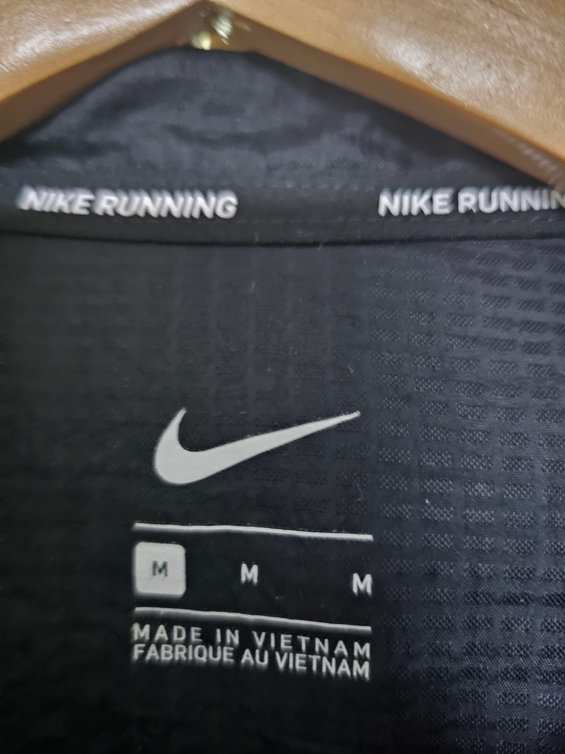 나이키 에센셜 러닝 바람막이 M(95) 상품이미지4