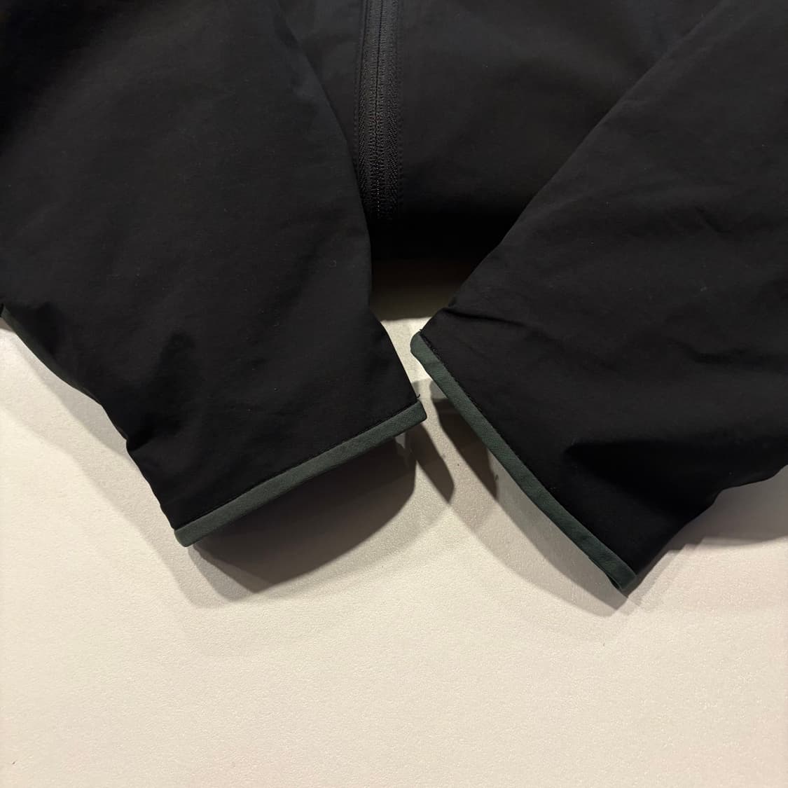 [S] 아크테릭스 윈드스토퍼 바람막이 블랙 집업 자켓 C574 상품이미지8