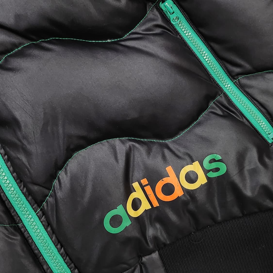 아디다스 덕다운 블랙 숏패딩 상품이미지6