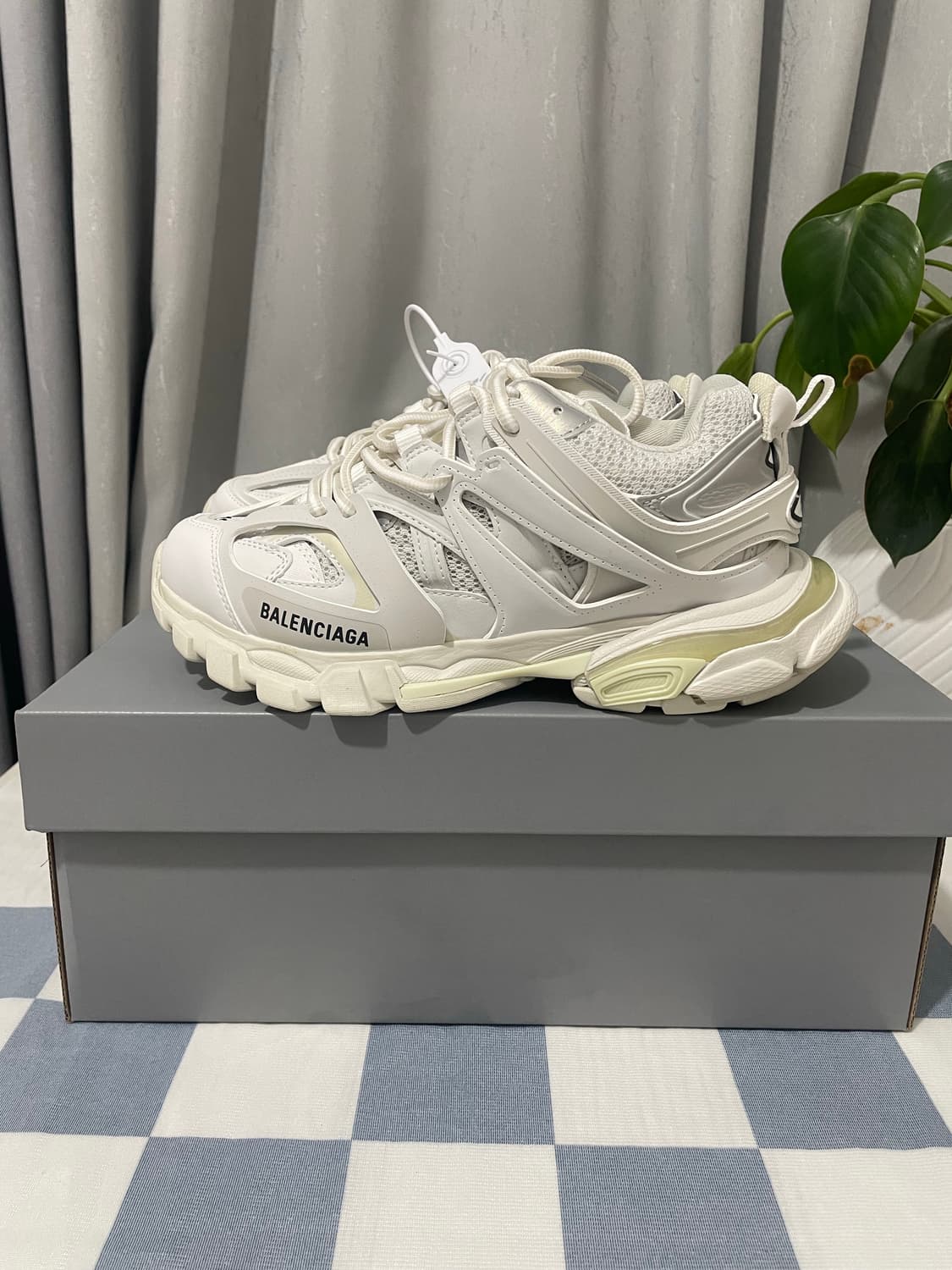 발렌시아가  Track 아빠 신발 상품이미지1