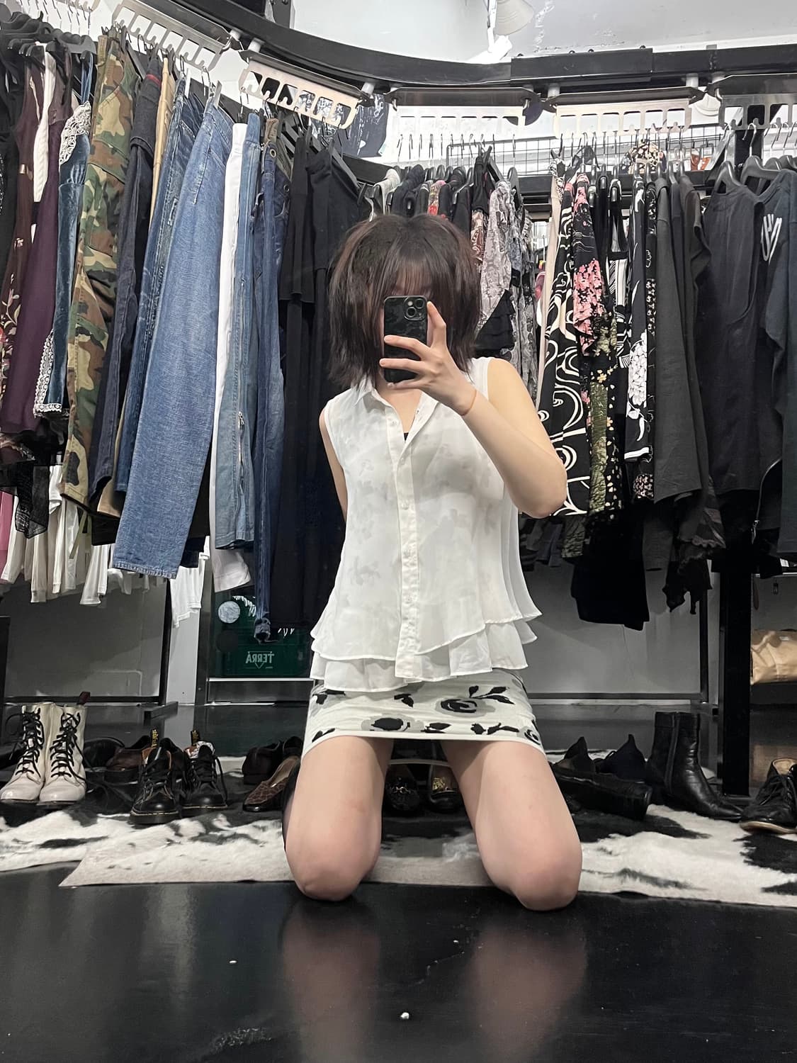 플라워 패턴 레이어드 나시 블라우스 상품이미지1
